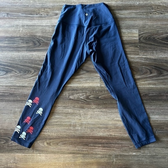 Lululemon Athletica - Picture 3 of 7